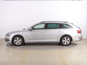 Skoda Superb - 2022