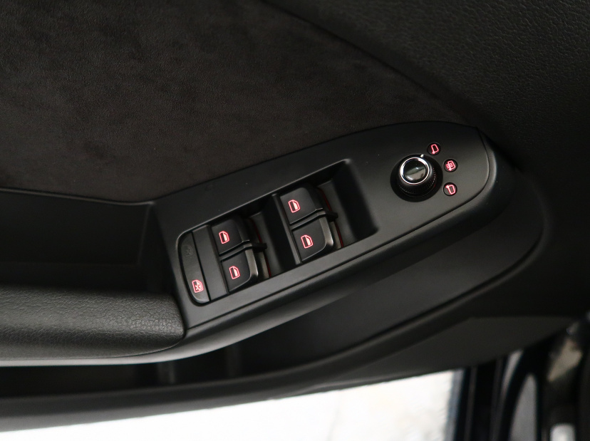Audi A4, 2011
