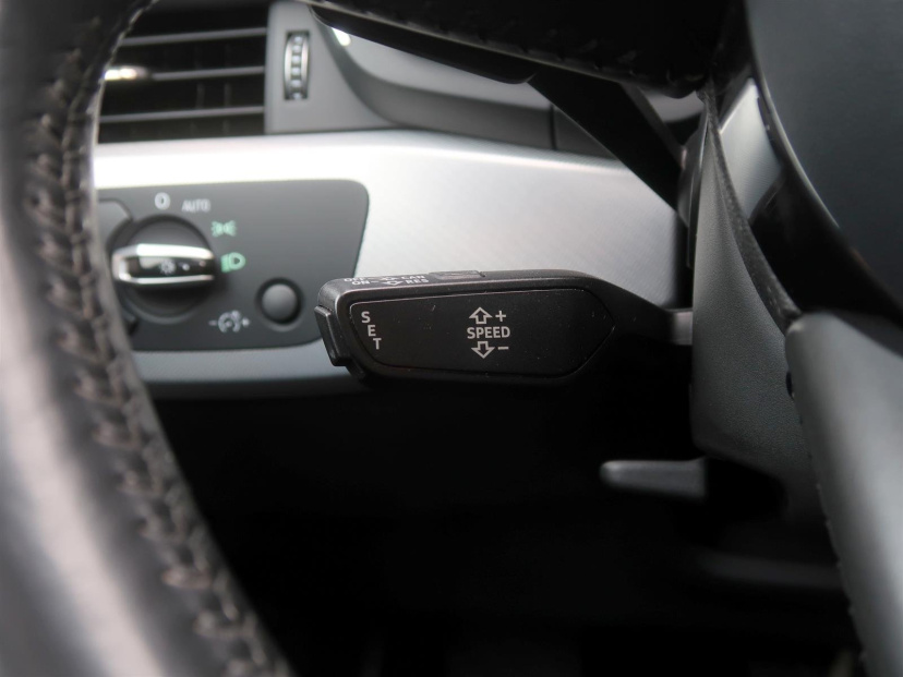 Audi A4, 2016