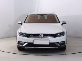 Volkswagen Passat - 2016