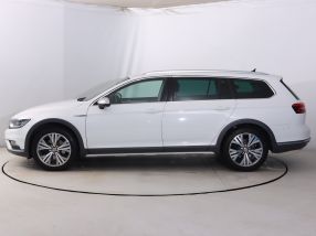 Volkswagen Passat - 2016