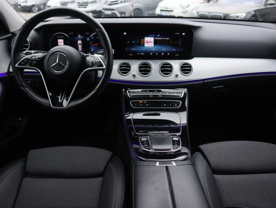 Mercedes-Benz E 220 d