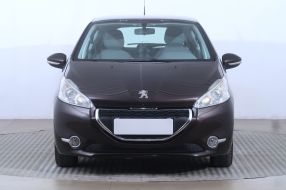 Peugeot 208 - 2012