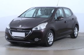 Peugeot 208 - 2012