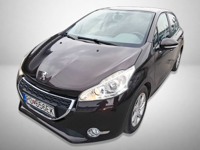 Peugeot 208 2012
