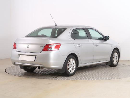Peugeot 301