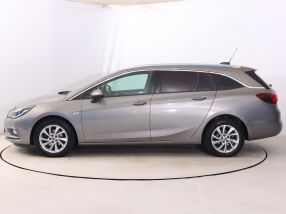 Opel Astra - 2017