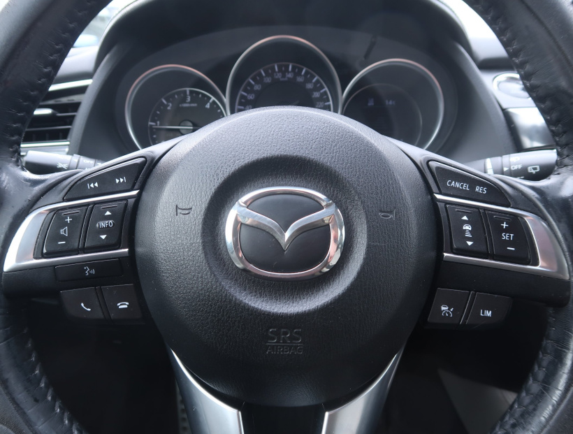Mazda 6, 2015