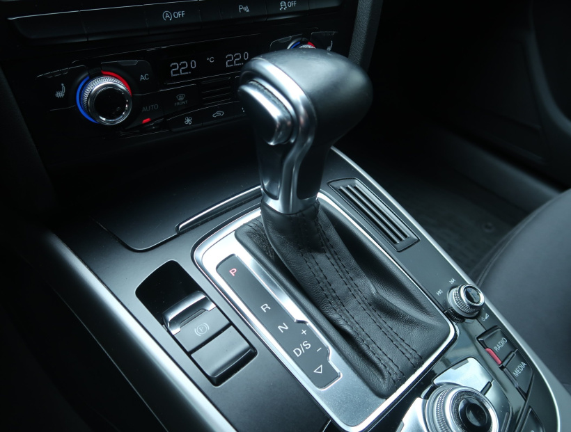 Audi A4, 2013
