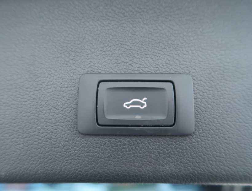 Audi A4, 2013