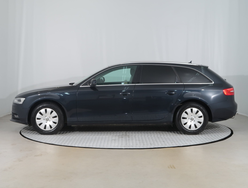 Audi A4, 2013