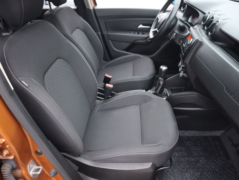 Dacia Duster, 2021