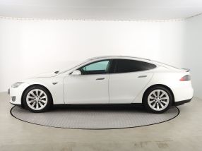 Tesla Model S - 2015