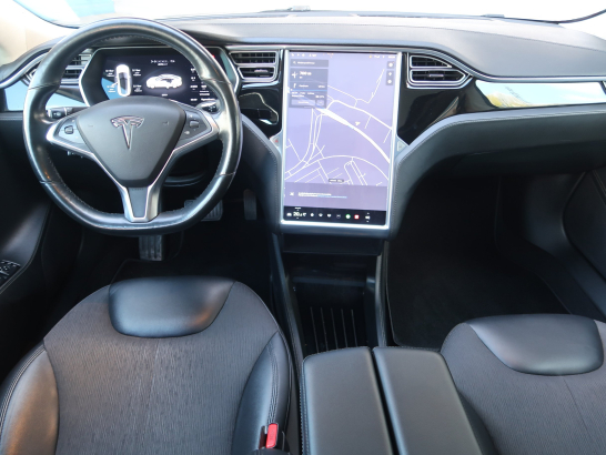 Tesla Model S 85D