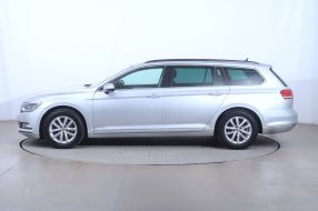 Volkswagen Passat - 2016