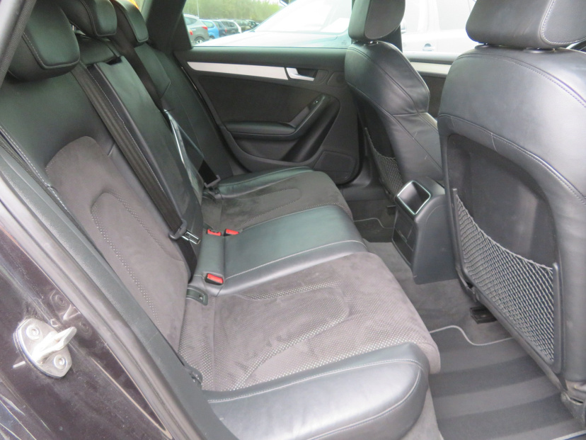 Audi A4, 2013