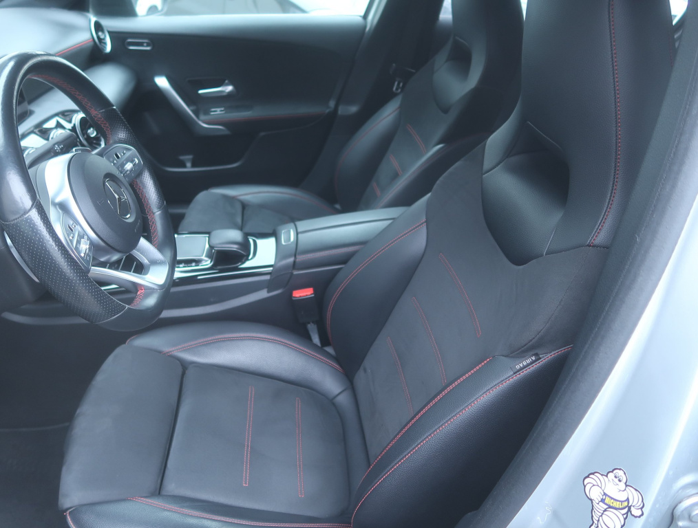 Mercedes-Benz A