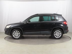 Volkswagen Tiguan - 2009
