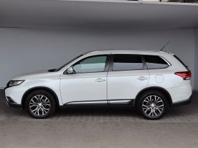 Mitsubishi Outlander - 2017
