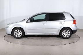 Volkswagen Golf - 2005