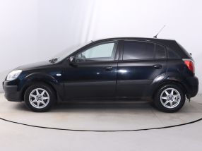 Kia Rio - 2009