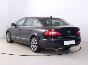 Škoda Superb - 2012