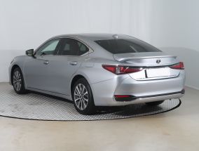 Lexus ES - 2023
