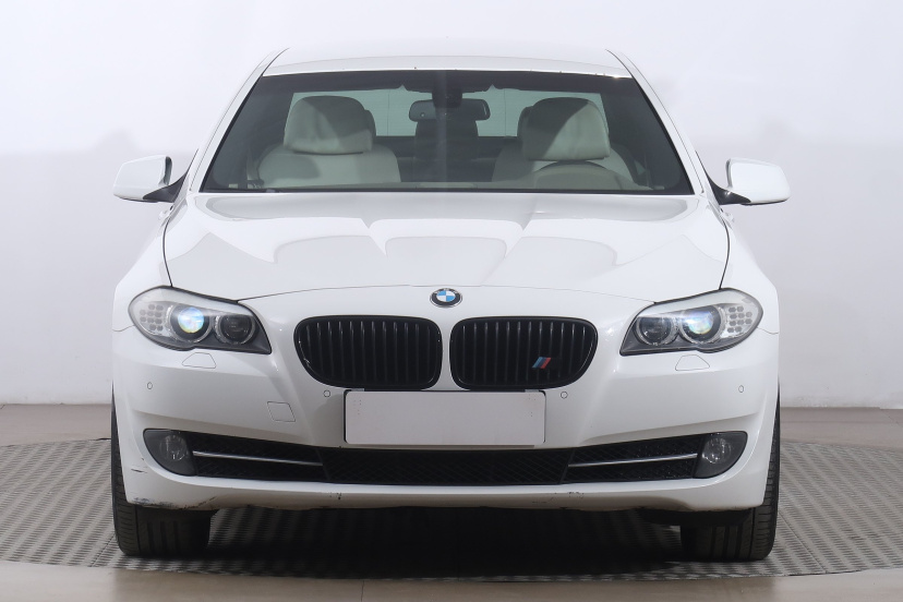 BMW 5, 2011