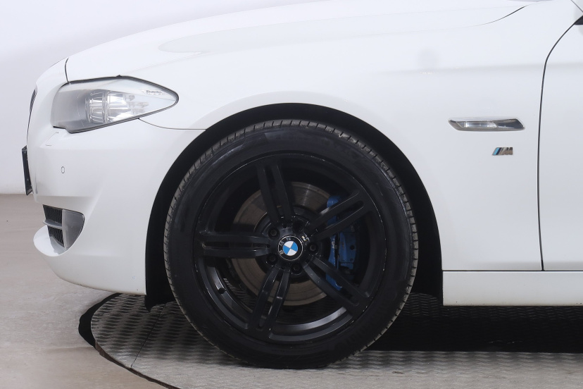 BMW 5, 2011