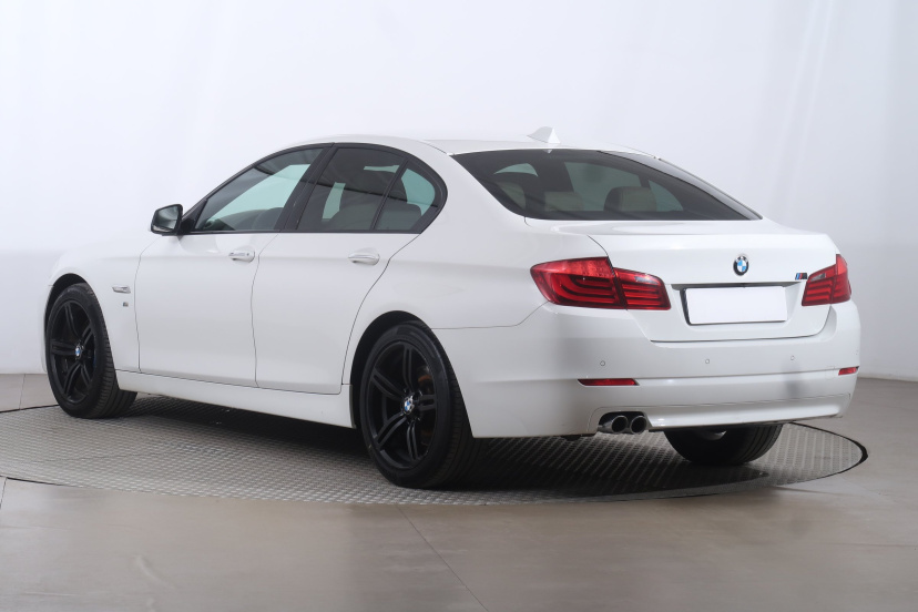 BMW 5, 2011