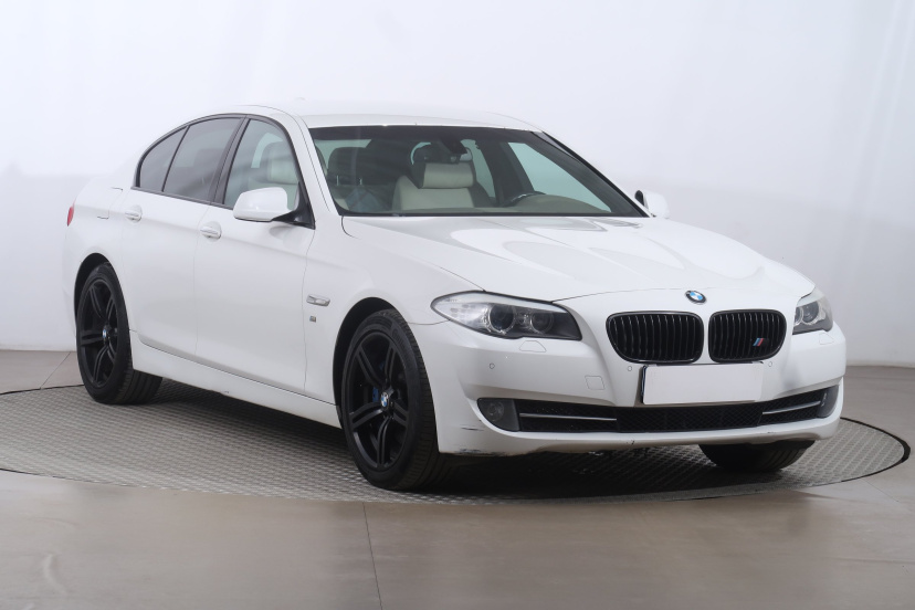 BMW 5, 2011