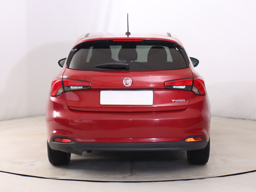 Fiat Tipo, 2017