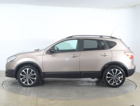 Nissan Qashqai - 2013