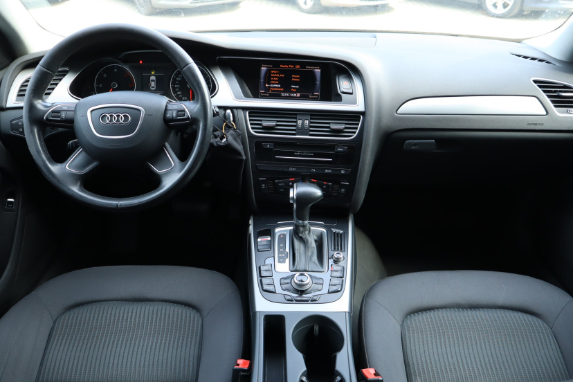 Audi A4, 2014