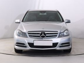 Mercedes-Benz C - 2011