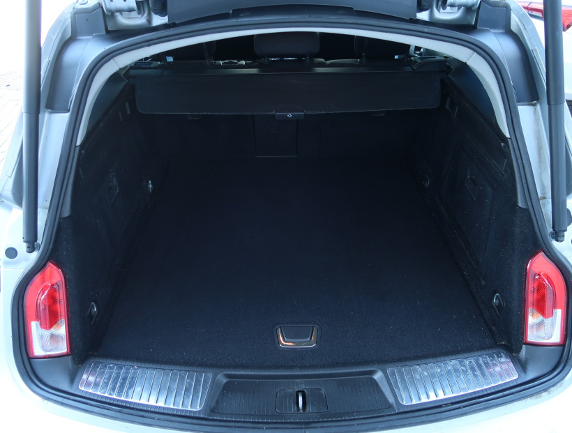 Opel Insignia, 2016