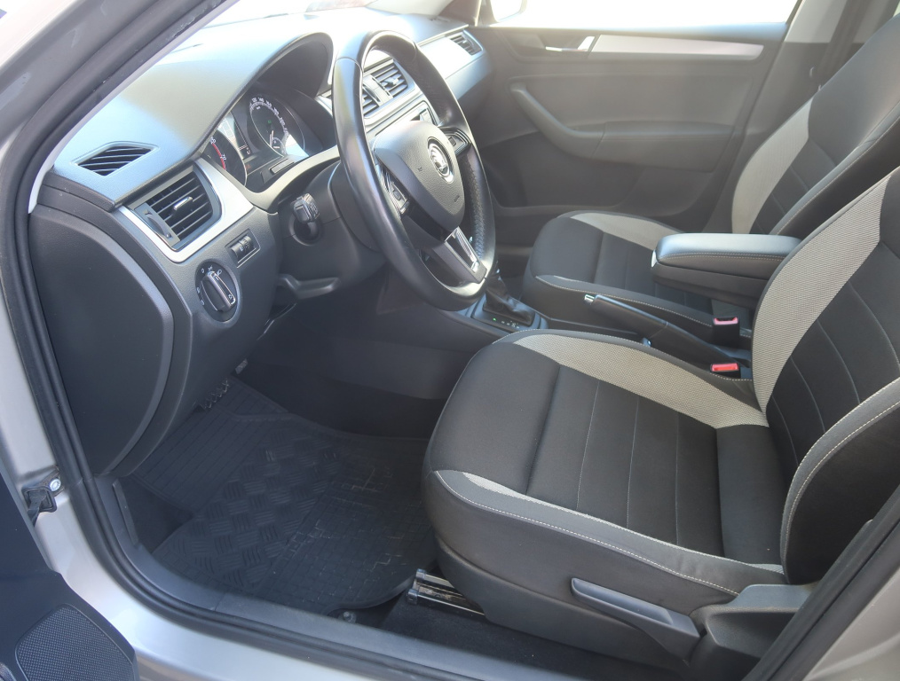 Škoda Rapid