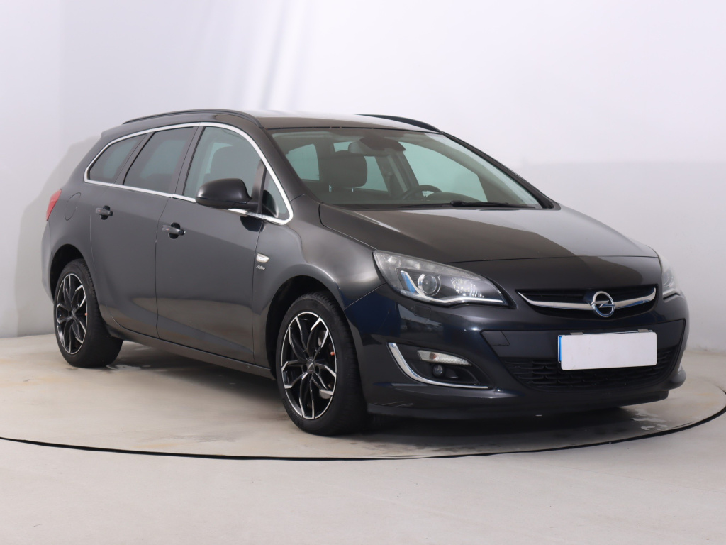 Opel Astra, 2013