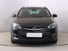 Opel Astra - 2013