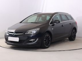Opel Astra - 2013