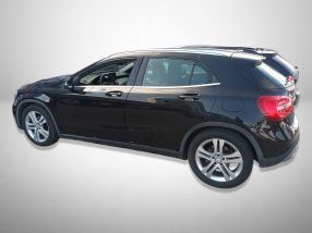 Mercedes-Benz GLA - 2016