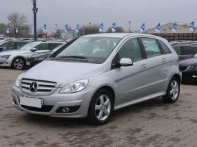 Mercedes-Benz B - 2010