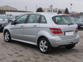 Mercedes-Benz B - 2010