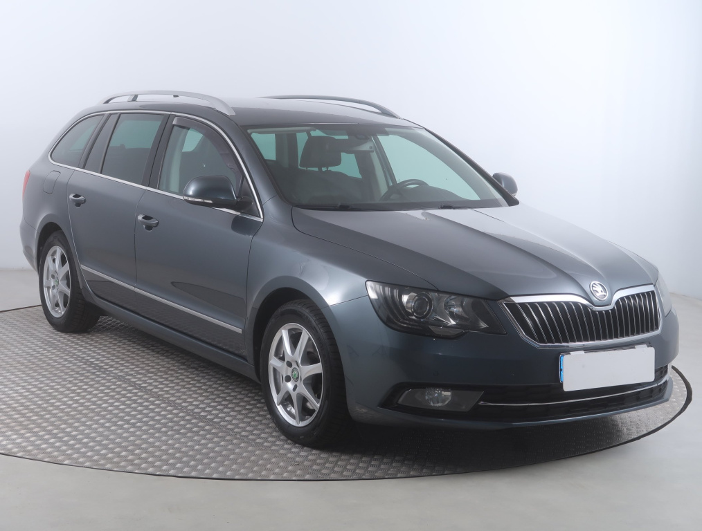 Škoda Superb, 2014