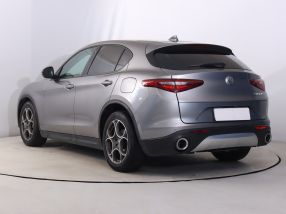 Alfa Romeo Stelvio - 2018