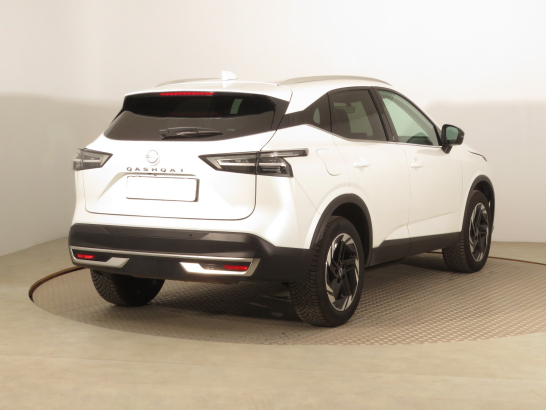 Nissan Qashqai 1.3 DIG-T MHEV