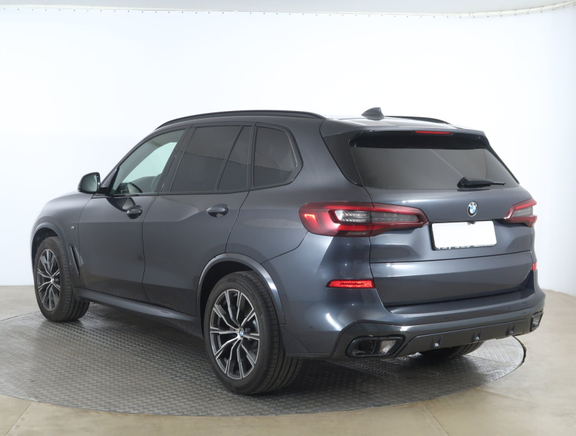 BMW X5, 2021