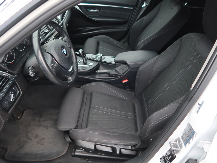 BMW 3, 2017