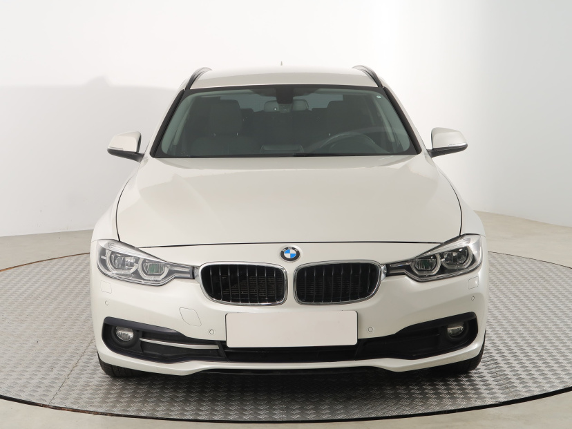 BMW 3, 2017