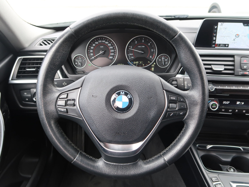 BMW 3, 2017